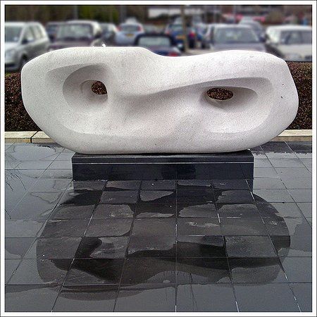 Hepworth Sculpture. Curved Reclining Form